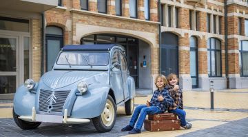 Se rendre à La Panne en voiture et se garer près de l'hôtel ?